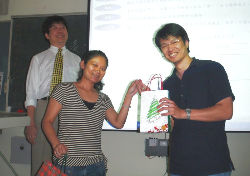 怎麼偏偏拋給冤家？