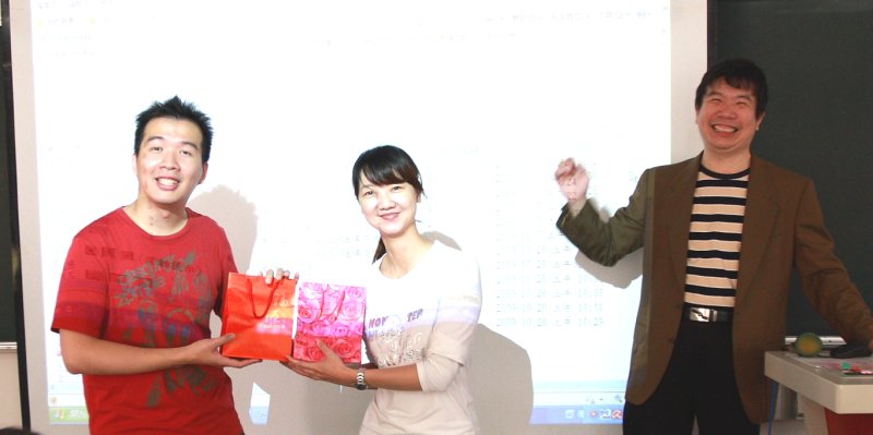 怎麼偏偏把繡球拋給冤家？